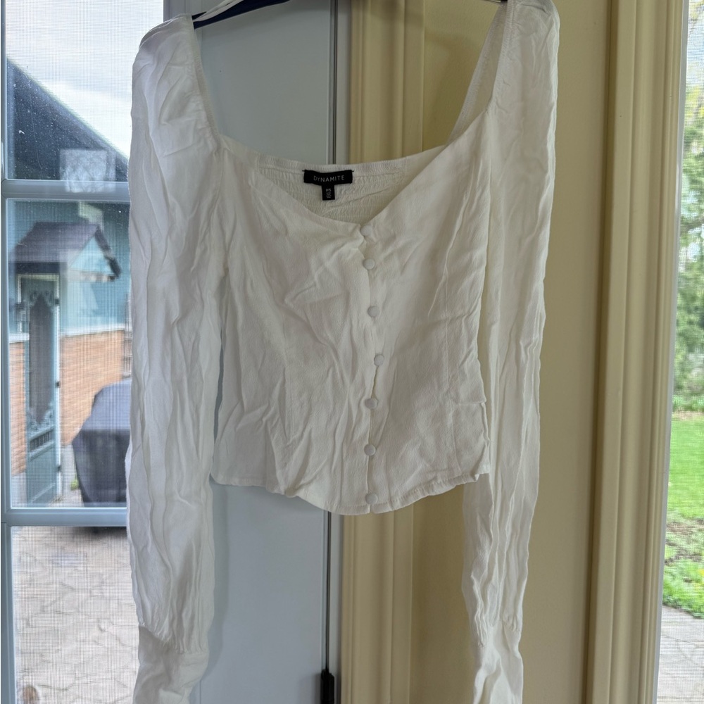 Dynamite off white Crop Blouse with Long Sleeves